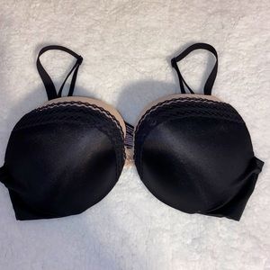 ☀️ Black Lace Detail Victoria’s Secret Push Up Bra